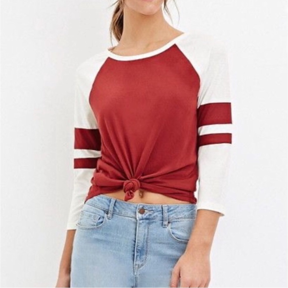 Lands' End Men's Maroon and Cream Raglan Long Sleeve Baseball Tee